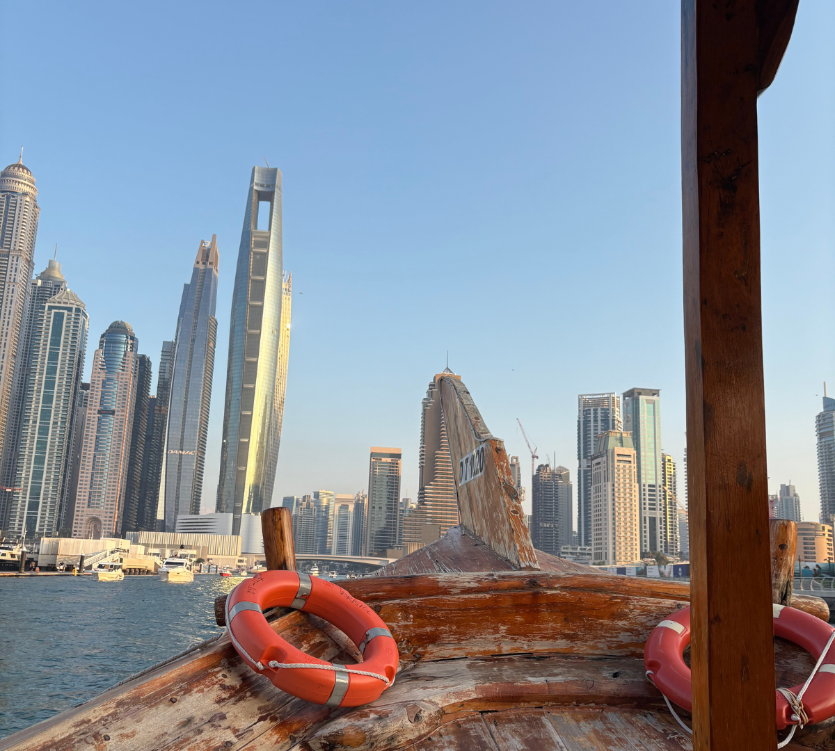 Dubai Marina Crowds: How to Enjoy the Marina on Weekends (Without the Stress)