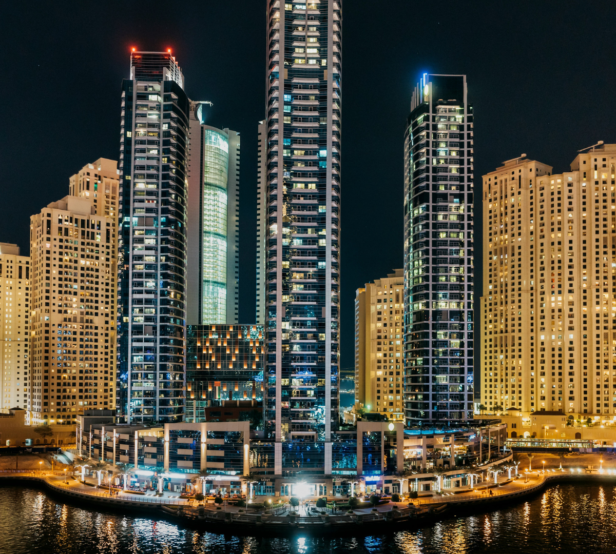 Living Car Free Dubai Marina: Is It Actually Doable?